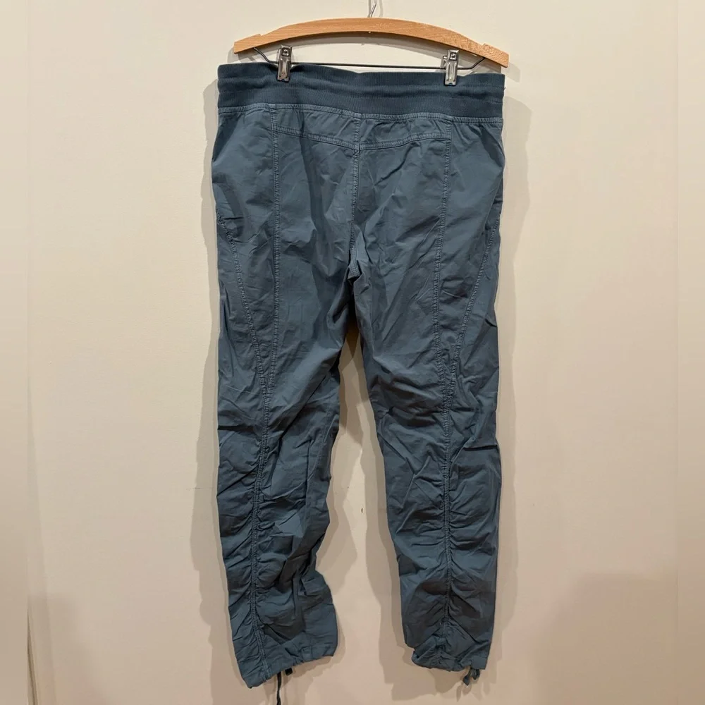 Wearables Blue Cargo Pants Size M - Picture 7 of 7